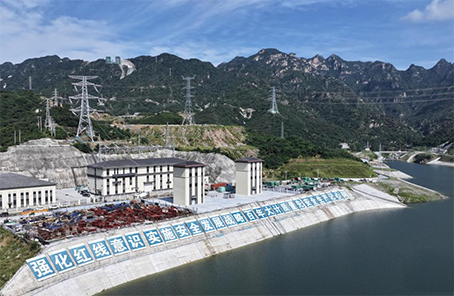 �ӱ����س�ˮ���ܵ�վ����װ������1200MW��